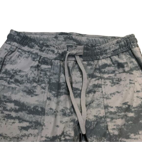 Athleta Farallon Jogger Fog Camo Coast Gray Drawstring Pants Small Blue Green - Picture 4 of 14